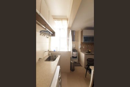 Apartamento à venda com 96m², 3 quartos e 2 vagasCozinha