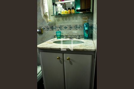 Casa à venda com 202m², 4 quartos e 3 vagasBanheiro