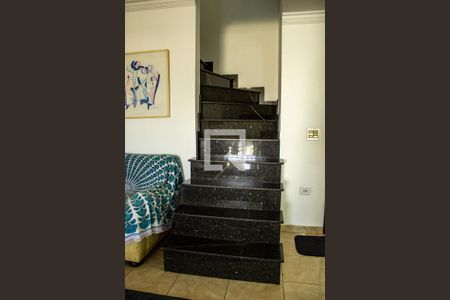 Casa à venda com 202m², 4 quartos e 3 vagasEscadas