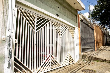 Casa à venda com 202m², 4 quartos e 3 vagasFachada