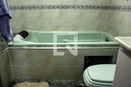 Casa à venda com 202m², 4 quartos e 3 vagasBanheiro