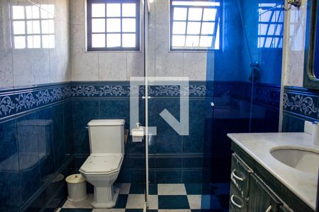 Casa à venda com 202m², 4 quartos e 3 vagasBanheiro do Quarto 2