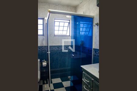 Casa à venda com 202m², 4 quartos e 3 vagasBanheiro do Quarto 2