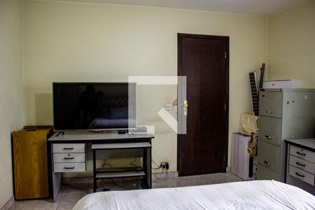 Casa à venda com 202m², 4 quartos e 3 vagasQuarto 2