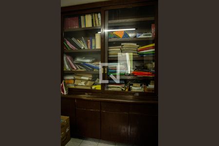 Casa à venda com 202m², 4 quartos e 3 vagasÁrea de Serviço - Quarto