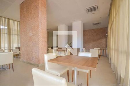 Apartamento para alugar com 50m², 1 quarto e 1 vaga Apartamento para alugar com 50m², 1 quarto e 1 vagaÁrea comum - Salão de festas