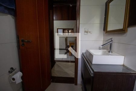 Casa à venda com 2700m², 4 quartos e 5 vagasBanheiro Social