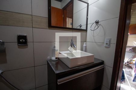 Casa à venda com 2700m², 4 quartos e 5 vagasBanheiro da Suíte