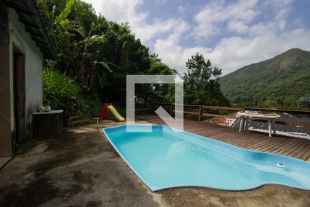 Casa à venda com 2700m², 4 quartos e 5 vagasPiscina
