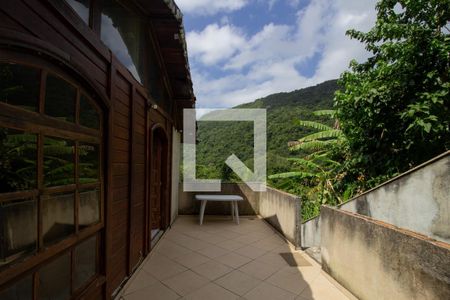 Casa à venda com 2700m², 4 quartos e 5 vagasVaranda