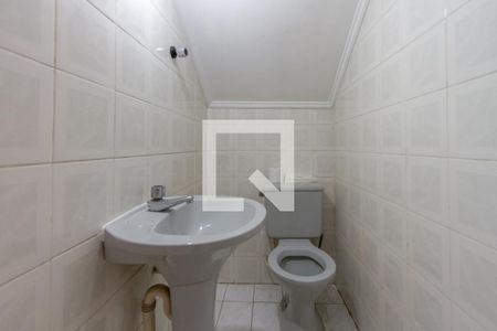 Lavabo  de casa para alugar com 4 quartos, 170m² em Jardim Aeroporto, São Paulo