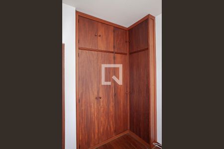 Apartamento para alugar com 85m², 3 quartos e 2 vagas Apartamento para alugar com 85m², 3 quartos e 2 vagasSuíte
