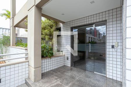 Apartamento para alugar com 85m², 3 quartos e 2 vagas Apartamento para alugar com 85m², 3 quartos e 2 vagasEntrada