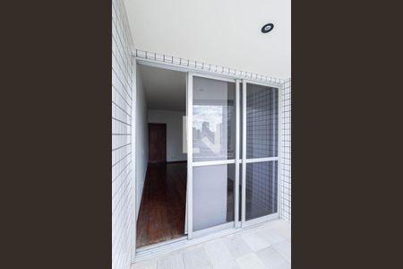 Apartamento para alugar com 85m², 3 quartos e 2 vagas Apartamento para alugar com 85m², 3 quartos e 2 vagasVaranda da sala