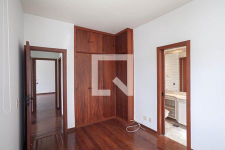 Apartamento para alugar com 85m², 3 quartos e 2 vagas Apartamento para alugar com 85m², 3 quartos e 2 vagasSuíte