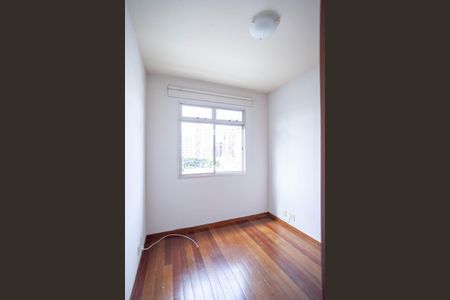 Apartamento para alugar com 85m², 3 quartos e 2 vagas Apartamento para alugar com 85m², 3 quartos e 2 vagasQuarto 1