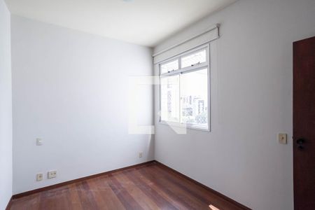 Apartamento para alugar com 85m², 3 quartos e 2 vagas Apartamento para alugar com 85m², 3 quartos e 2 vagasSuíte