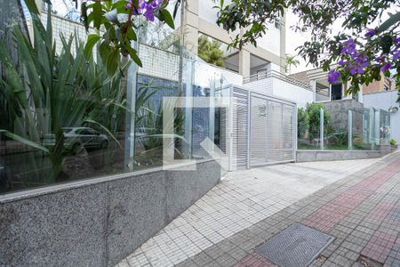Apartamento para alugar com 85m², 3 quartos e 2 vagas Apartamento para alugar com 85m², 3 quartos e 2 vagasFachada