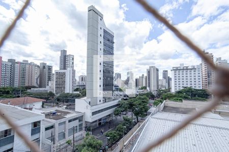 Apartamento para alugar com 85m², 3 quartos e 2 vagas Apartamento para alugar com 85m², 3 quartos e 2 vagasVista da varanda da sala