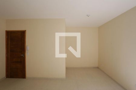 Sala de apartamento para alugar com 2 quartos, 52m² em Parque das Paineiras, São Paulo