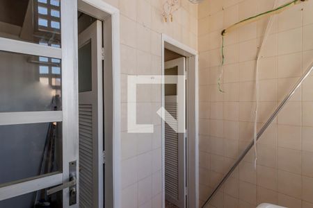 Apartamento à venda com 96m², 3 quartos e 1 vagaÁrea de Serviço