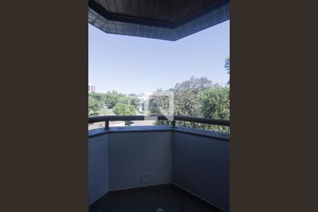 Apartamento para alugar com 183m², 3 quartos e 2 vagasVARANDA
