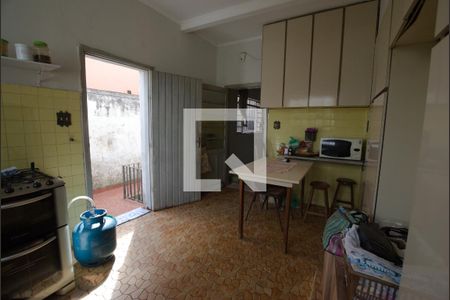 Casa à venda com 200m², 2 quartos e 2 vagasCozinha