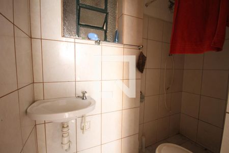 Casa à venda com 600m², 4 quartos e 2 vagasBanheiro Casa 2