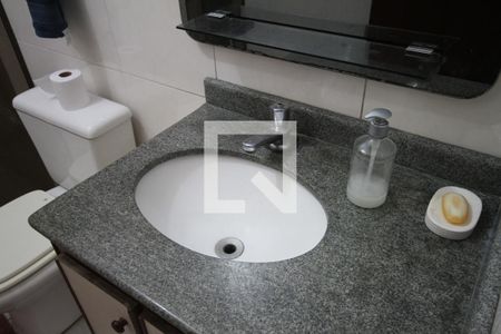 Casa à venda com 600m², 4 quartos e 2 vagasBanheiro