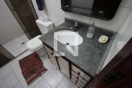 Casa à venda com 600m², 4 quartos e 2 vagasBanheiro