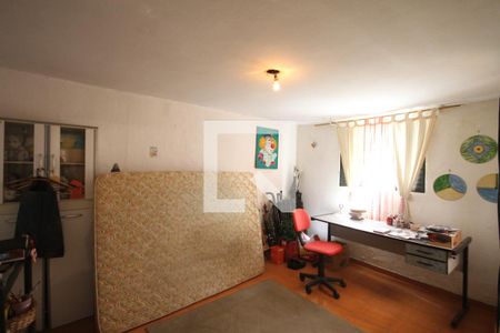 Casa à venda com 600m², 4 quartos e 2 vagasQuarto Casa 2