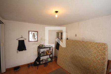 Casa à venda com 600m², 4 quartos e 2 vagasQuarto Casa 2