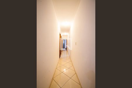 Corredor de apartamento à venda com 3 quartos, 84m² em Vila Tibiriçá, Santo André
