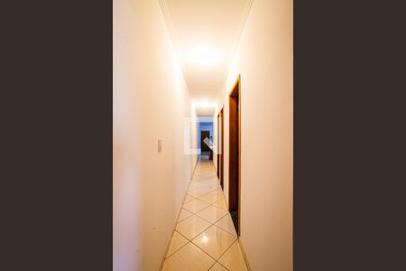 Corredor de apartamento à venda com 3 quartos, 84m² em Vila Tibiriçá, Santo André