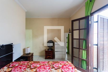 Suíte de casa à venda com 3 quartos, 300m² em Quitaúna, Osasco