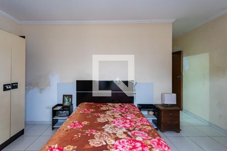 Suíte de casa à venda com 3 quartos, 300m² em Quitaúna, Osasco