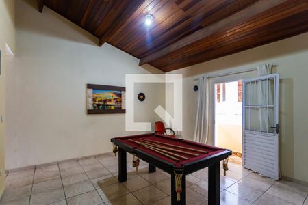Casa à venda com 300m², 3 quartos e 4 vagasSala de Jogos