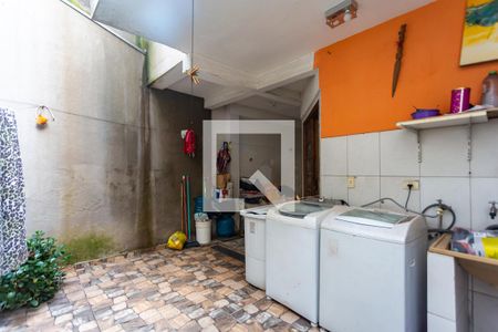 Casa à venda com 300m², 3 quartos e 4 vagasÁrea de Serviço