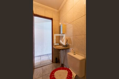 Casa à venda com 300m², 3 quartos e 4 vagasBanheiro de Serviço