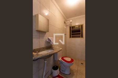 Casa à venda com 300m², 3 quartos e 4 vagasBanheiro de Serviço