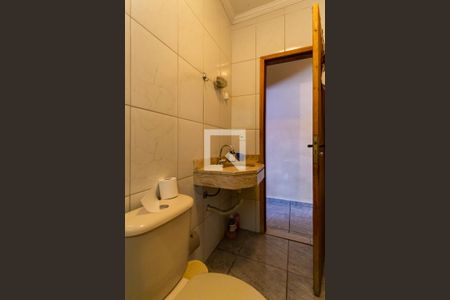 Lavabo de casa à venda com 3 quartos, 300m² em Quitaúna, Osasco