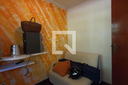 Casa de condomínio para alugar com 395m², 4 quartos e 6 vagasQuarto de Serviço