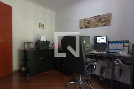 Casa de condomínio para alugar com 395m², 4 quartos e 6 vagasEscritório