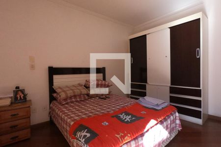 Casa de condomínio para alugar com 395m², 4 quartos e 6 vagasQuarto 2