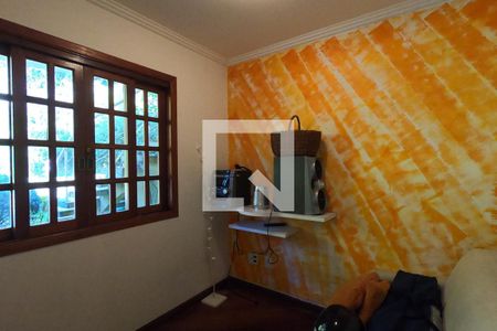 Casa de condomínio para alugar com 395m², 4 quartos e 6 vagasQuarto de Serviço