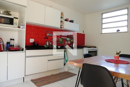 Casa à venda com 382m², 9 quartos e 3 vagasCozinha - Armários - Casa 2