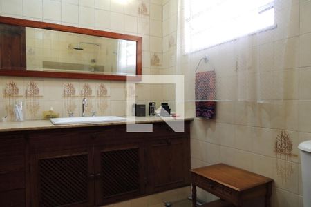 Casa à venda com 382m², 9 quartos e 3 vagasBanheiro da Suíte - Casa 1