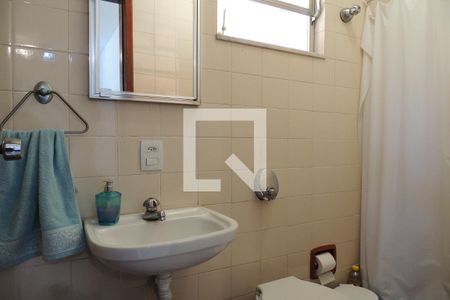 Casa à venda com 382m², 9 quartos e 3 vagasBanheiro Social -  Casa 2