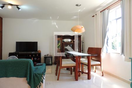 Casa à venda com 382m², 9 quartos e 3 vagasSala - casa 2