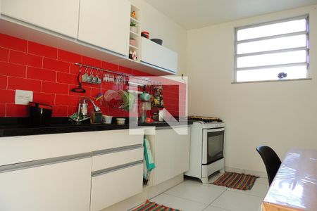 Casa à venda com 382m², 9 quartos e 3 vagasCozinha - Armários - Casa 2